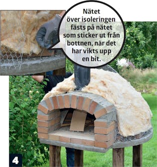 Lägg hönsnät ovanpå isoleringen av murad pizzaugn Lägg hönsnät ovanpå isoleringen av murad pizzaugn